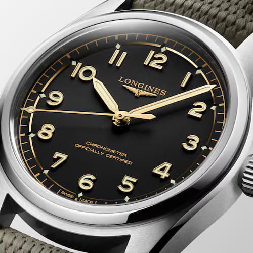 Longines Longines Spirit Pilot 39 mm L3.809.4.53.9, spirit швейцария мужские часы на браслете каучук боковой вид