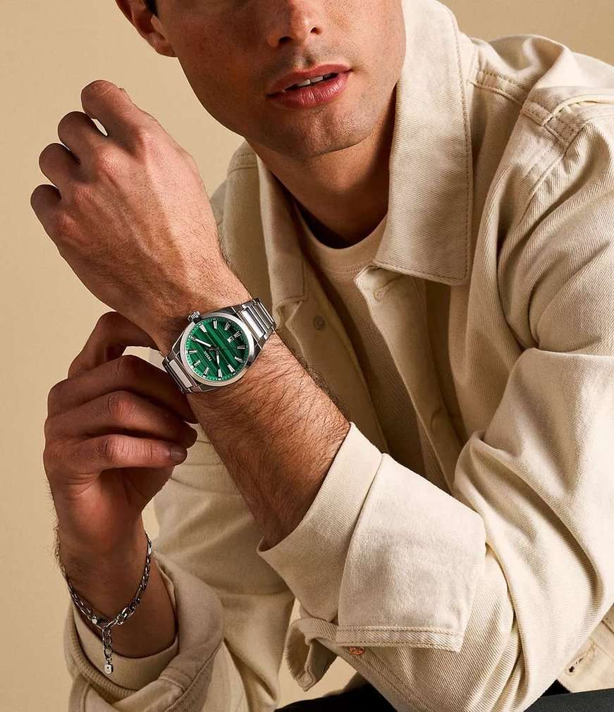 Fossil Fossil Everett FS6056 , наручные мужские часы фото под углом