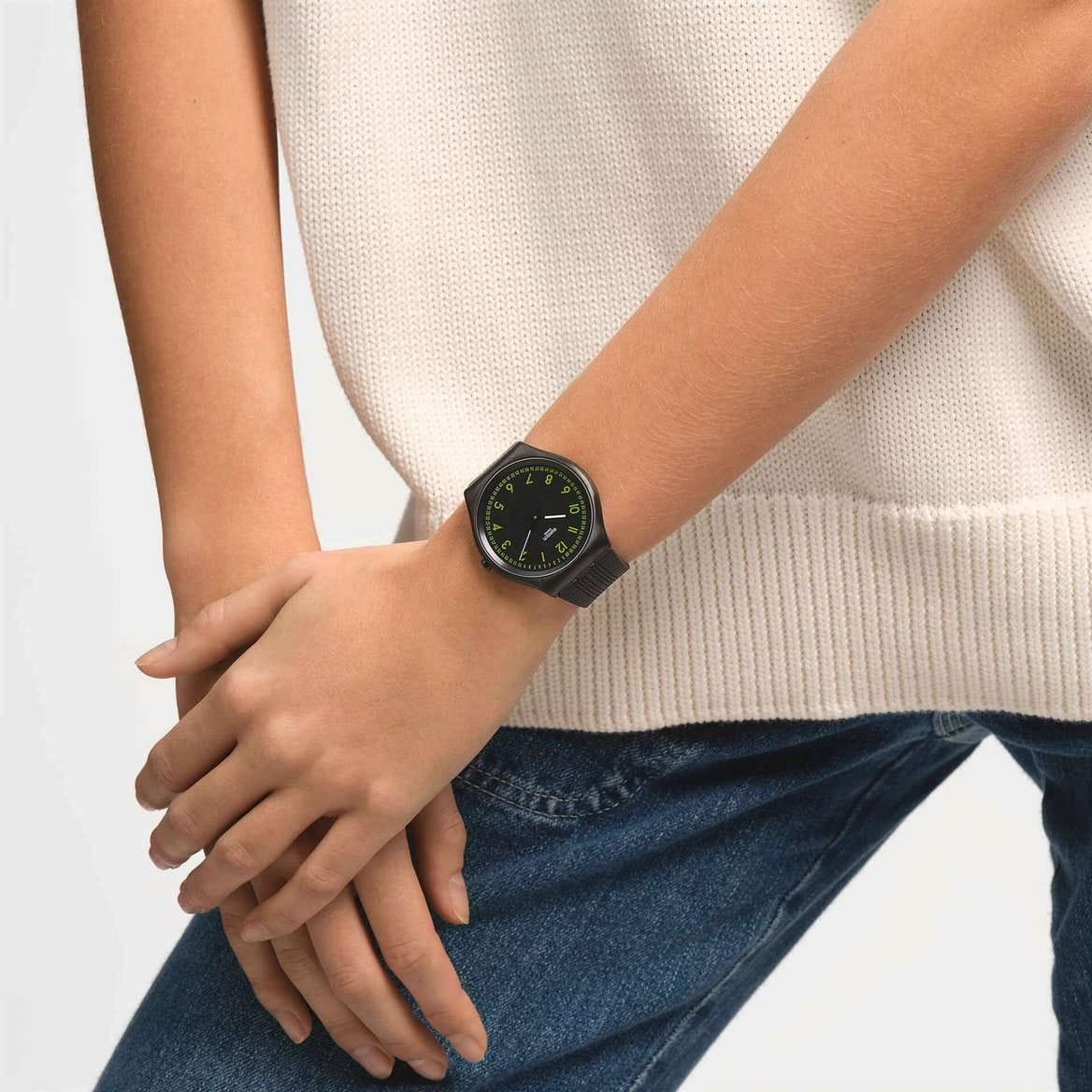 Swatch Swatch Skin Irony 42 SS07B108 кварцевые женские часы часы крупный план черный циферблата