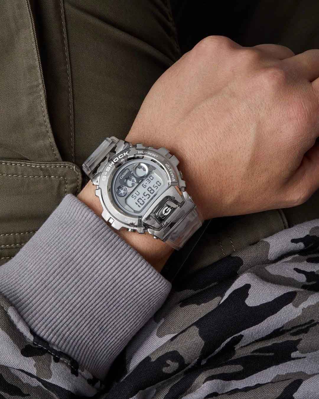 Casio Casio G-Shock GM-6900SCM-1, g-shock япония мужские часы на браслете полимер боковой вид
