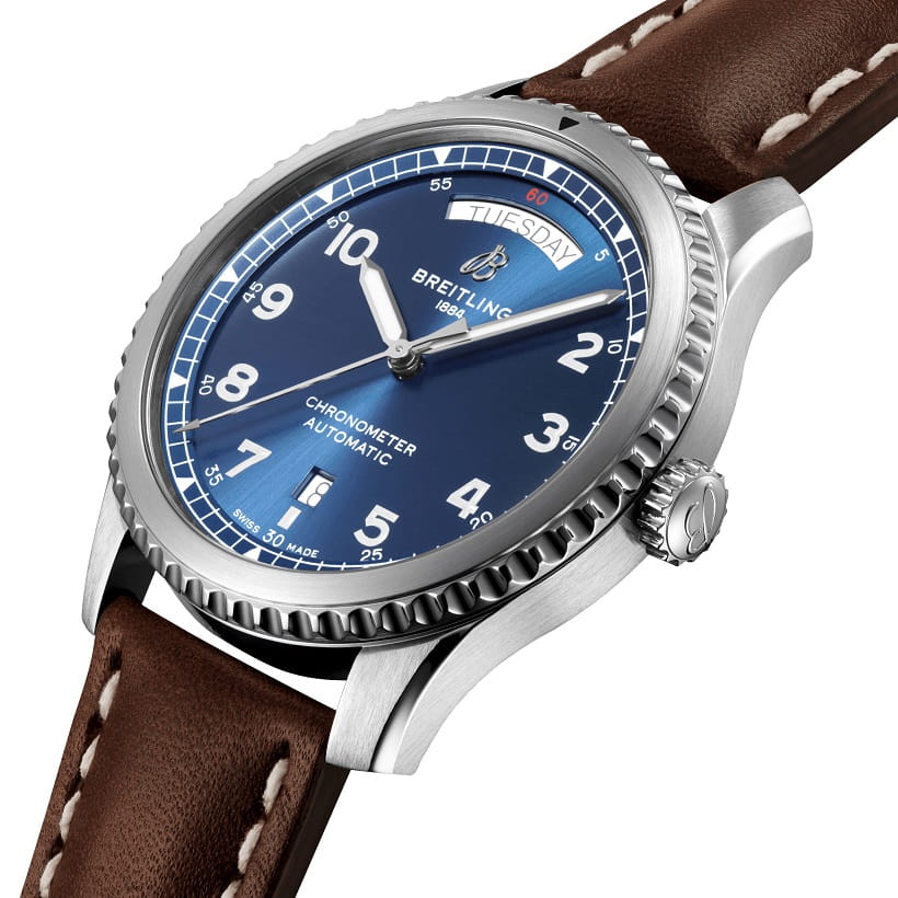 Breitling Breitling Aviator 8 Automatic Day & Date 41 A45330101C1X6 , наручные мужские часы фото под углом