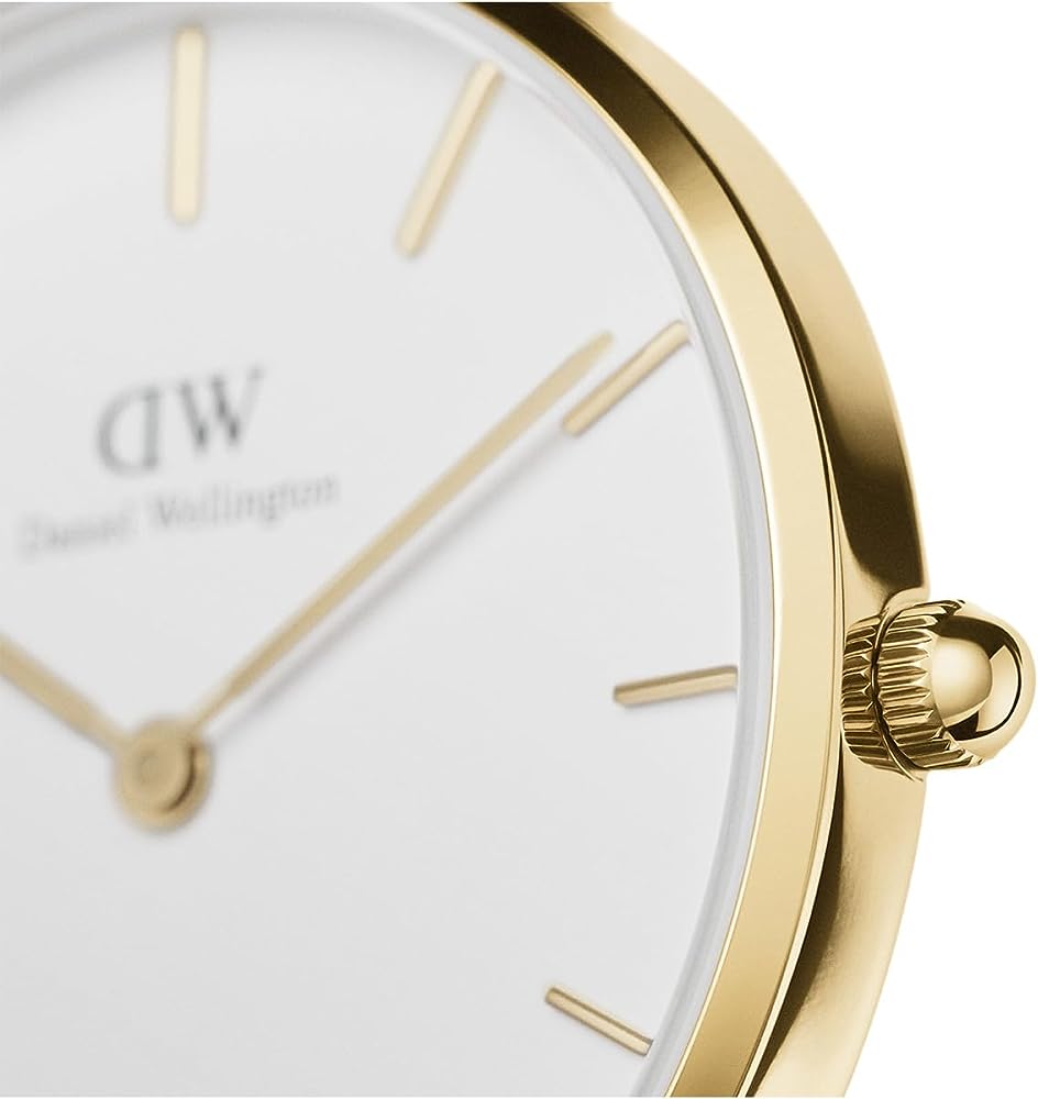 Daniel Wellington DW00100550 женские часы застежка крупным планом