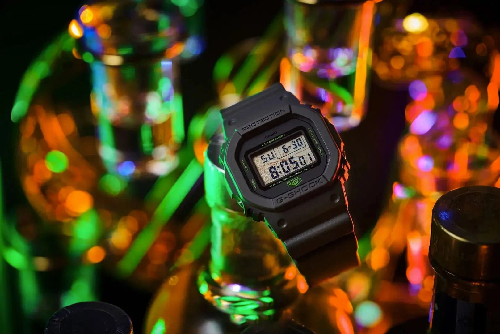 Casio Casio G-Shock DW-5600MNT-1, g-shock япония мужские часы на браслете полимер боковой вид