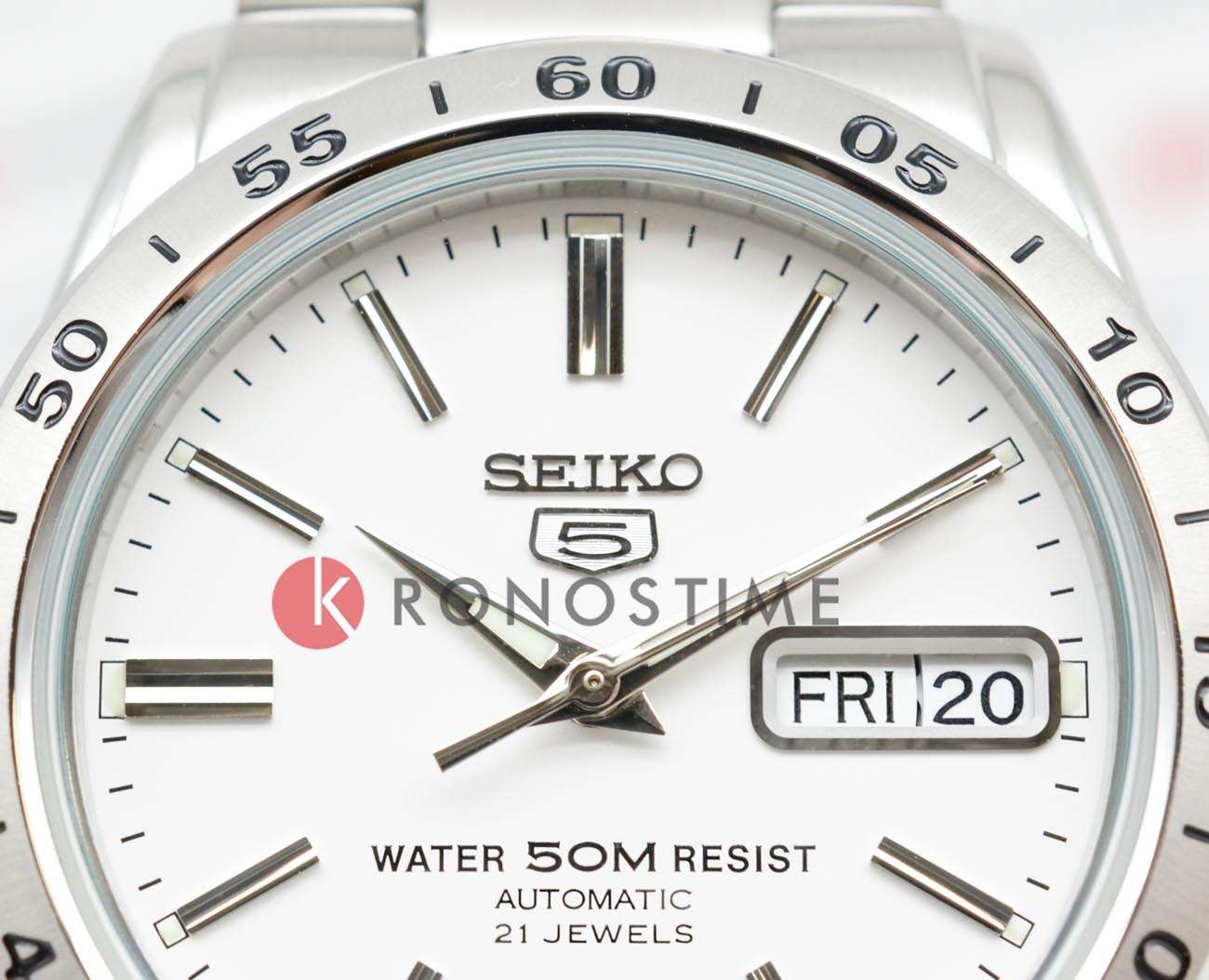 Seiko Seiko Seiko 5 SNKD97J1, 5 regular япония мужские часы на браслете нержавеющая сталь боковой вид