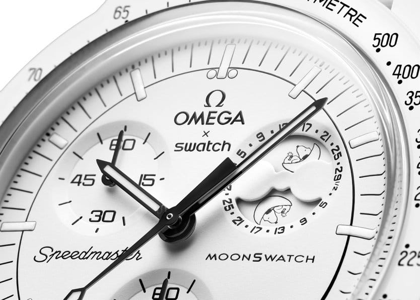 Swatch Swatch x Omega Bioceramic Moonswatch Mission to the Moonphase - Full Moon SO33W700 , наручные женские часы фото под углом