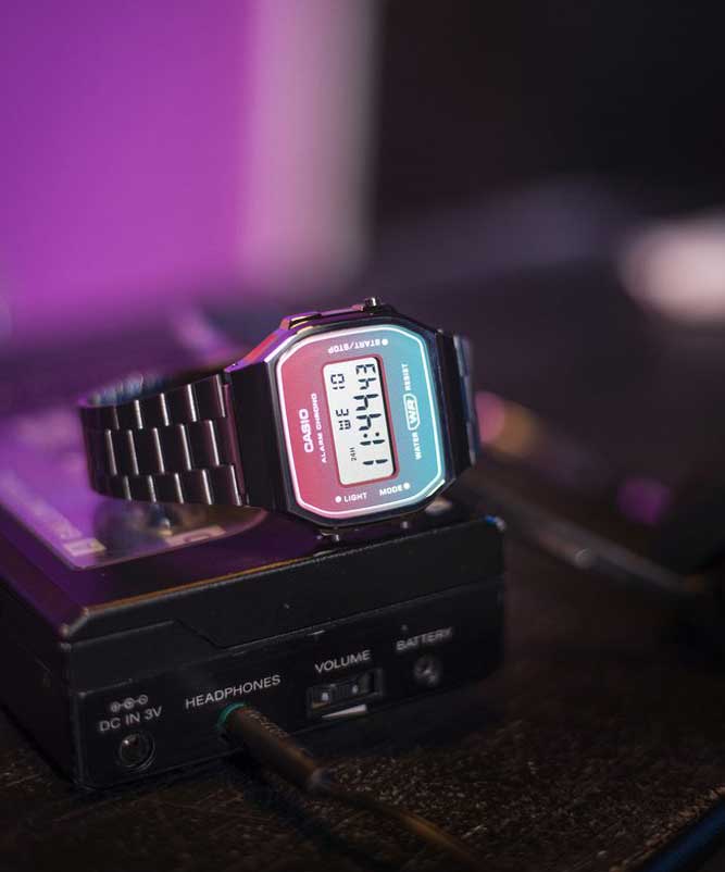 Casio Casio Vintage A168WERB-2ADF (A168WERB-2A), vintage япония мужские часы на браслете сталь с ip покрытием боковой вид