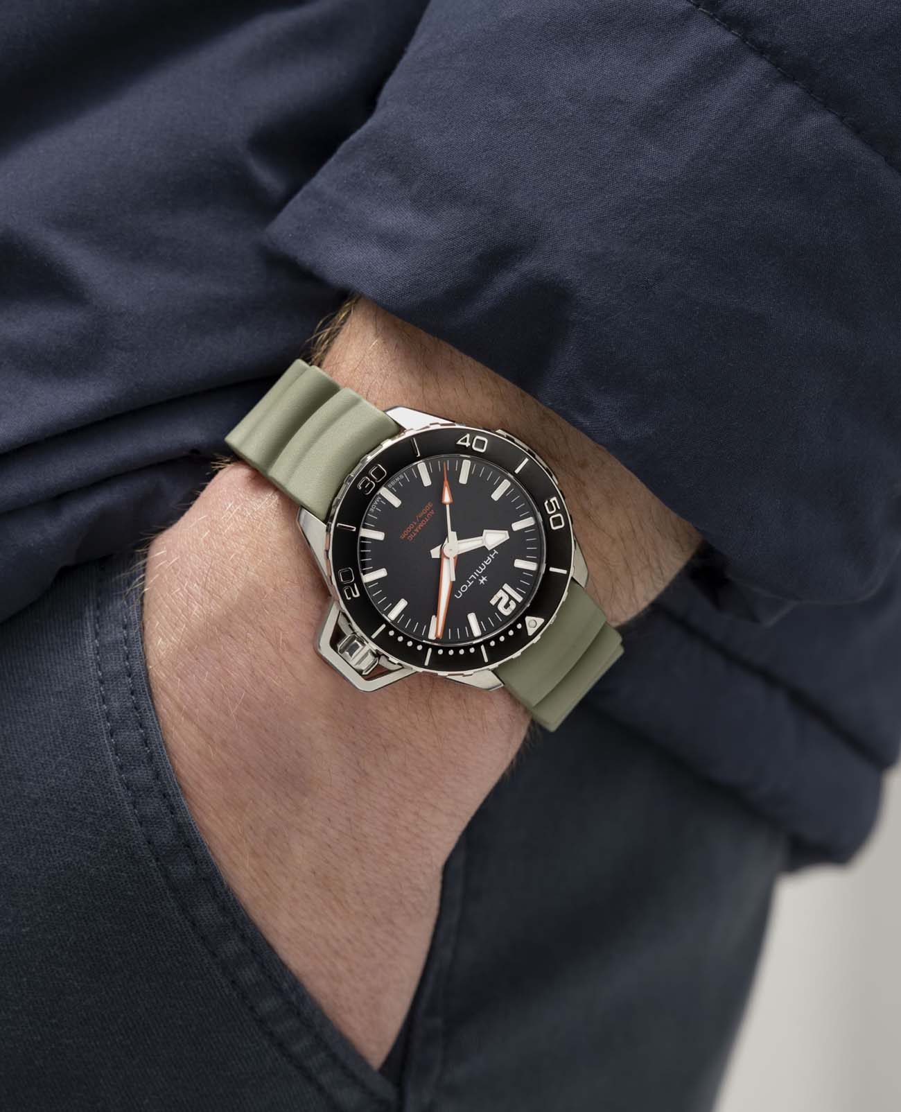 Hamilton Hamilton Khaki Navy Frogman Auto H77455331 мужские часы черный циферблат на запястье
