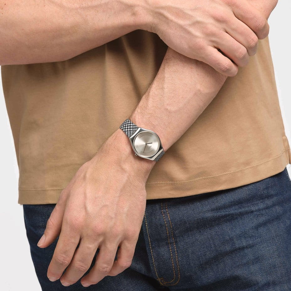 Оригинальные часы Swatch Swatch Skin Irony SYXS142 кварцевые калибр механизма  общий вид