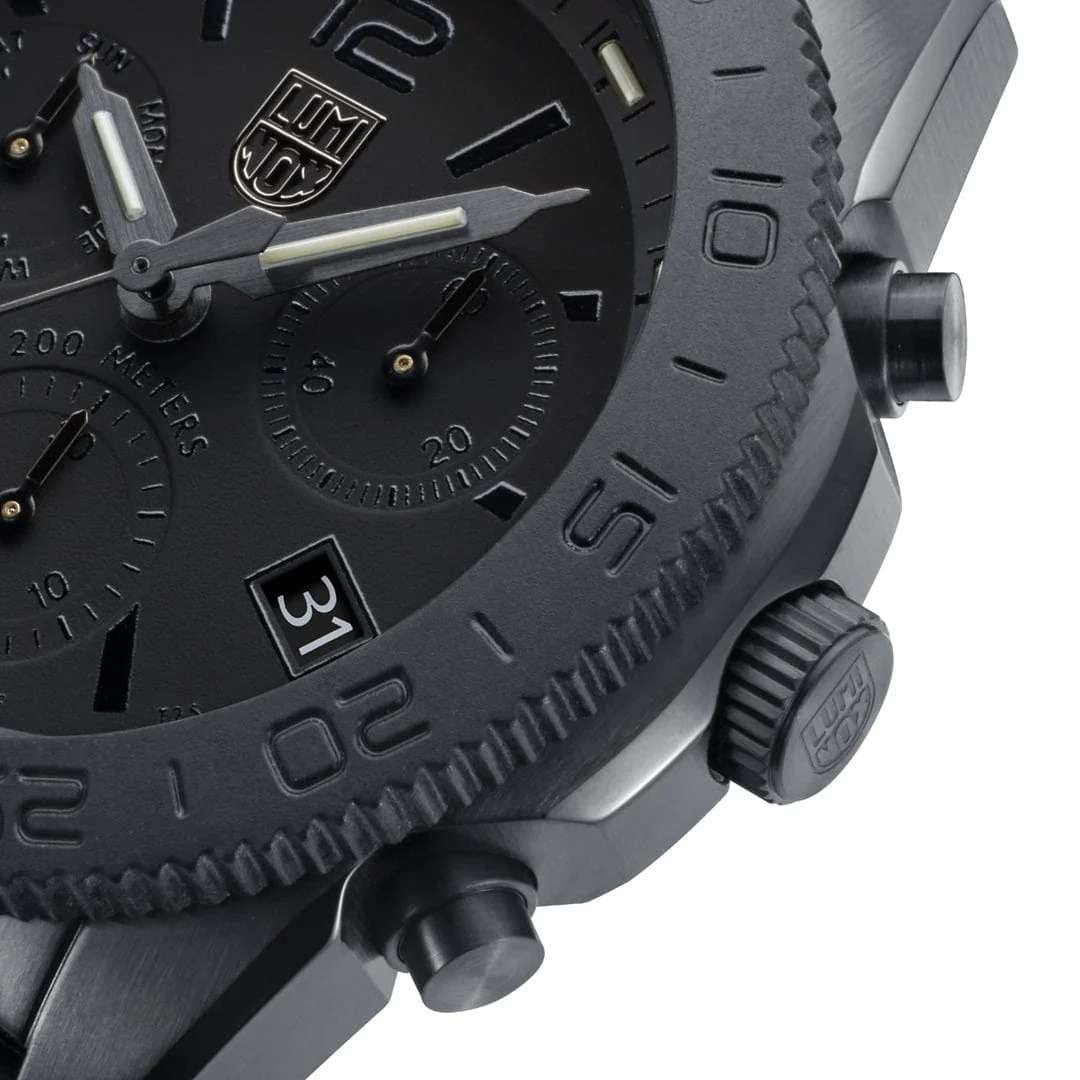 Luminox Luminox Pacific Diver Chronograph XS.3141.BO.1.SET  - задняя крышка металл сталь корпуса, швейцария часы