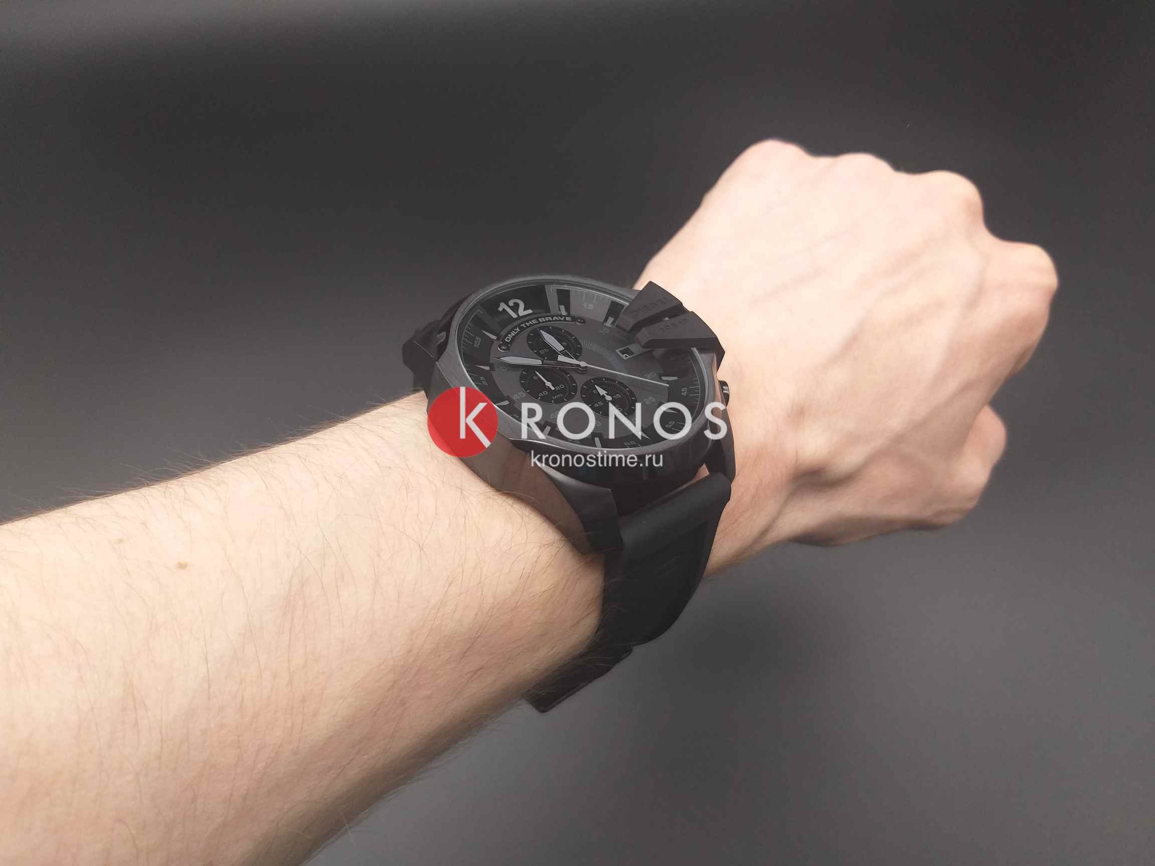 Diesel Diesel DZ4378  — детали корпуса и силикон