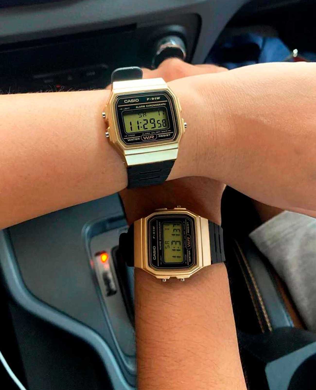 Casio Casio Illuminator F-91WM-9ADF (F-91WM-9A) , наручные мужские часы фото под углом