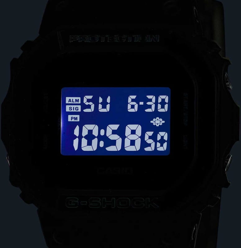 Casio Casio G-Shock DW-5610UU-3 электронные мужские часы часы крупный план черный циферблата