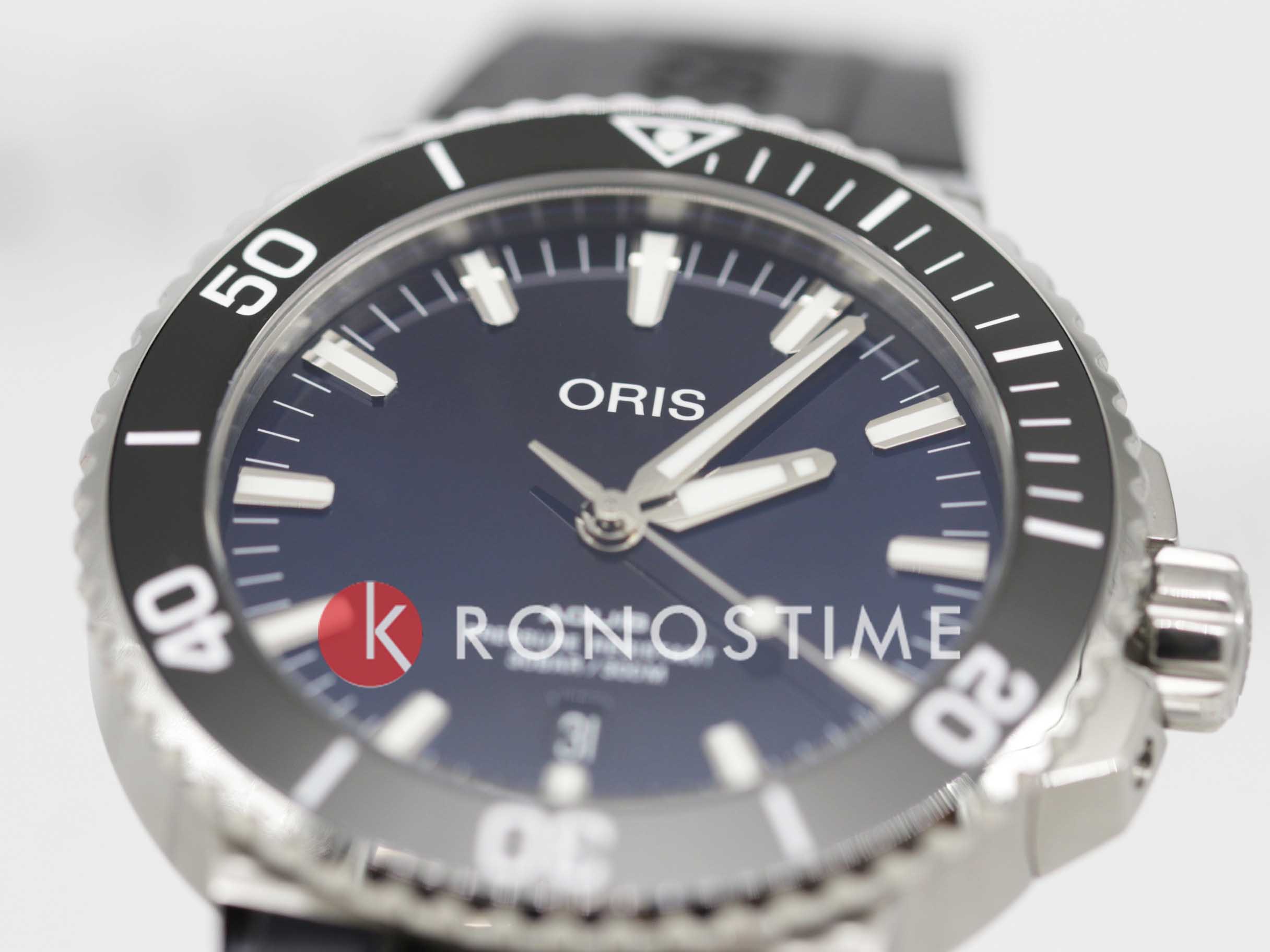 Oris Oris Aquis 01 733 7730 4135-07 4 24 64EB, aquis швейцария мужские часы на браслете каучук боковой вид