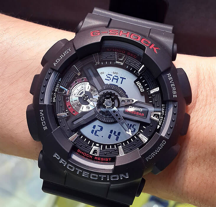 Casio Casio G-Shock GA-110-1ADR (GA-110-1A) GA-110, наручные мужские часы фото под углом