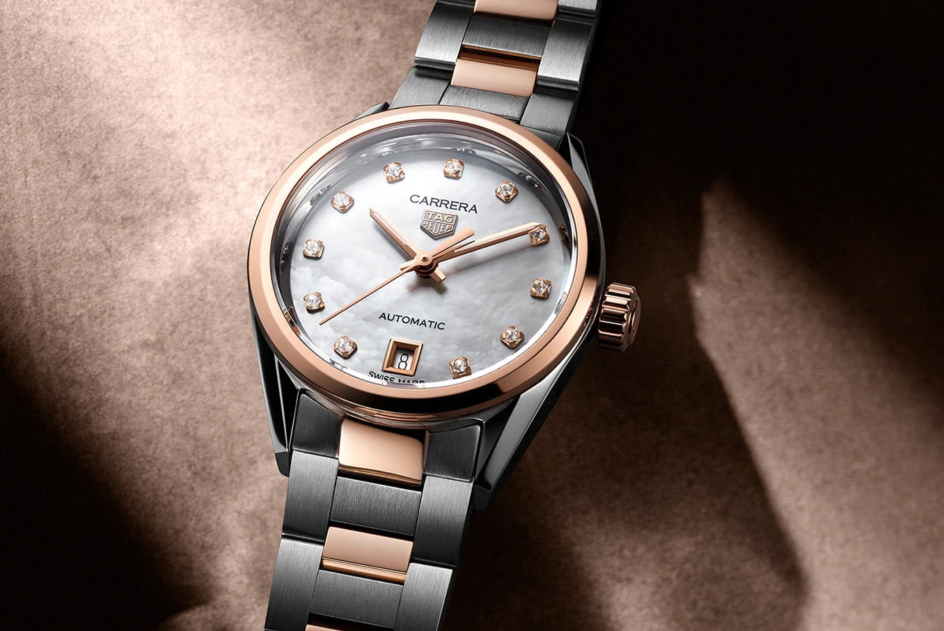 TAG Heuer WBN2450.BD0569 женские часы застежка крупным планом