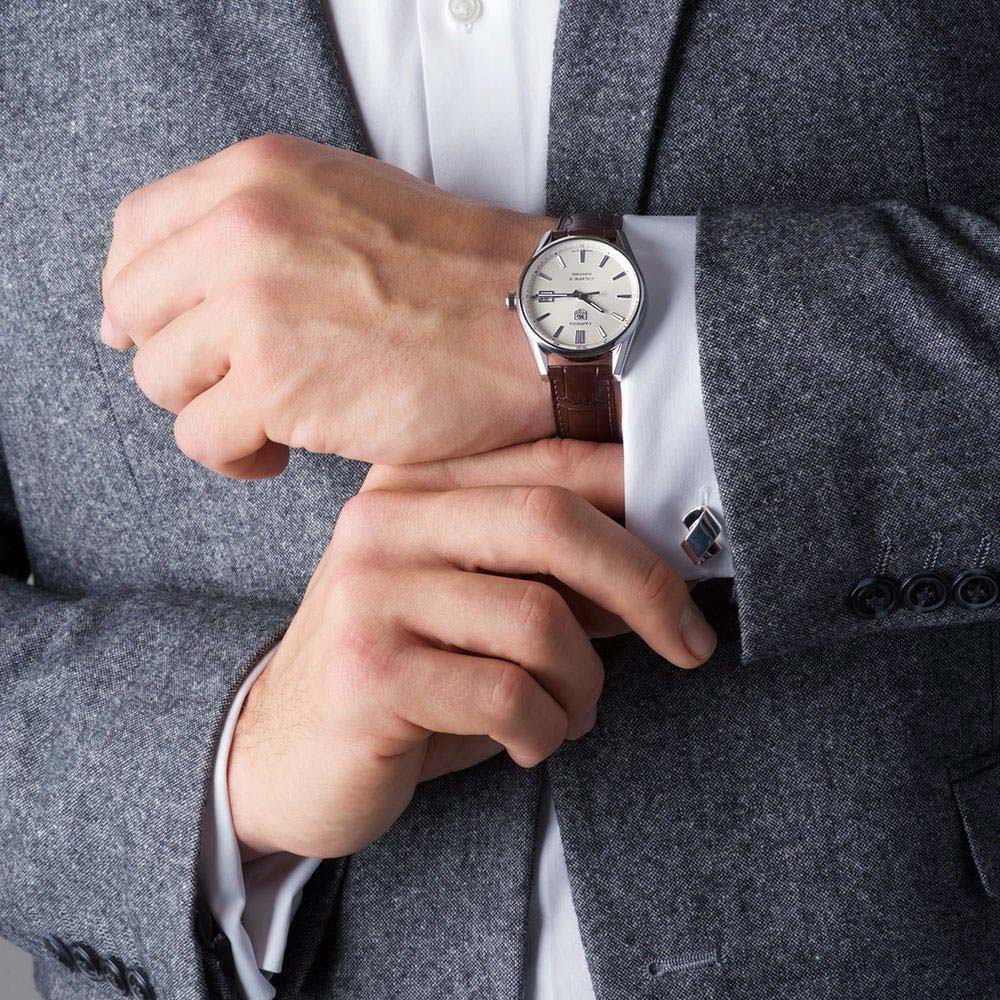 TAG Heuer WAR211B.FC6181 мужские часы застежка крупным планом