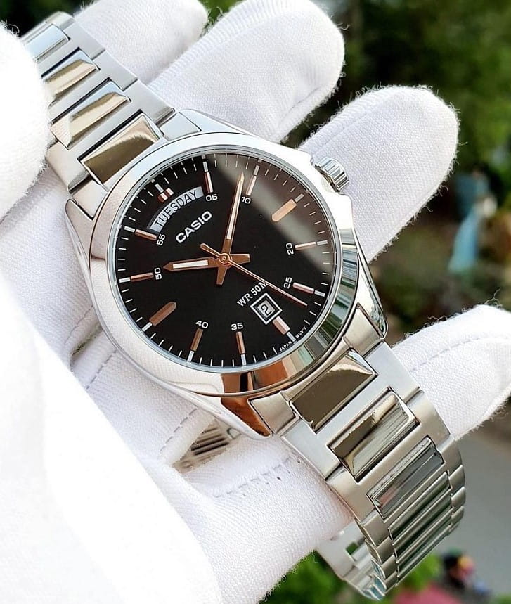 Casio Casio Collection MTP-1370D-1A2VDF (MTP-1370D-1A2) япония наручные мужские часы заводная головка с логотипом Casio