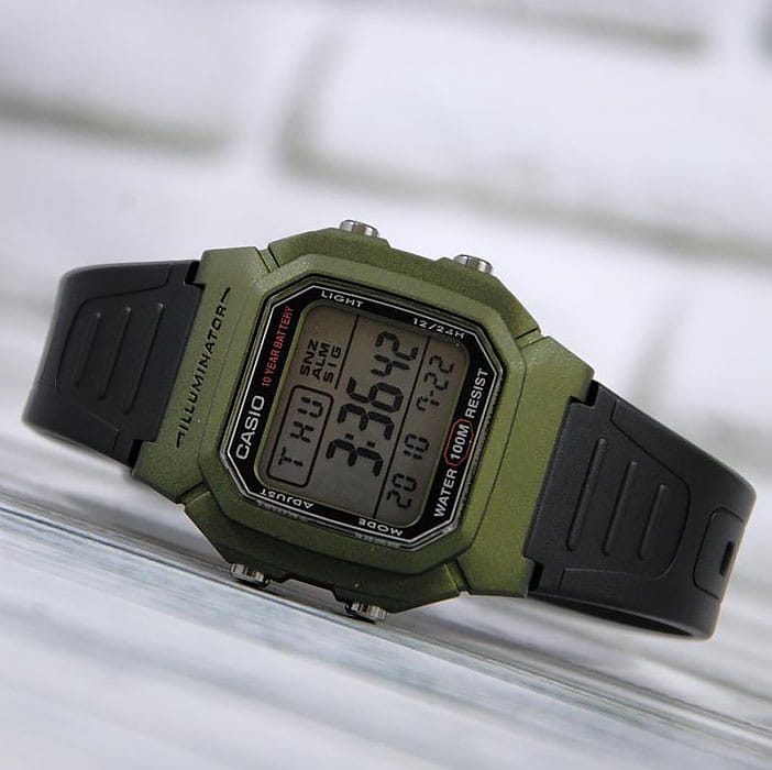 Casio Casio Collection W-800HM-3A , наручные мужские часы фото под углом