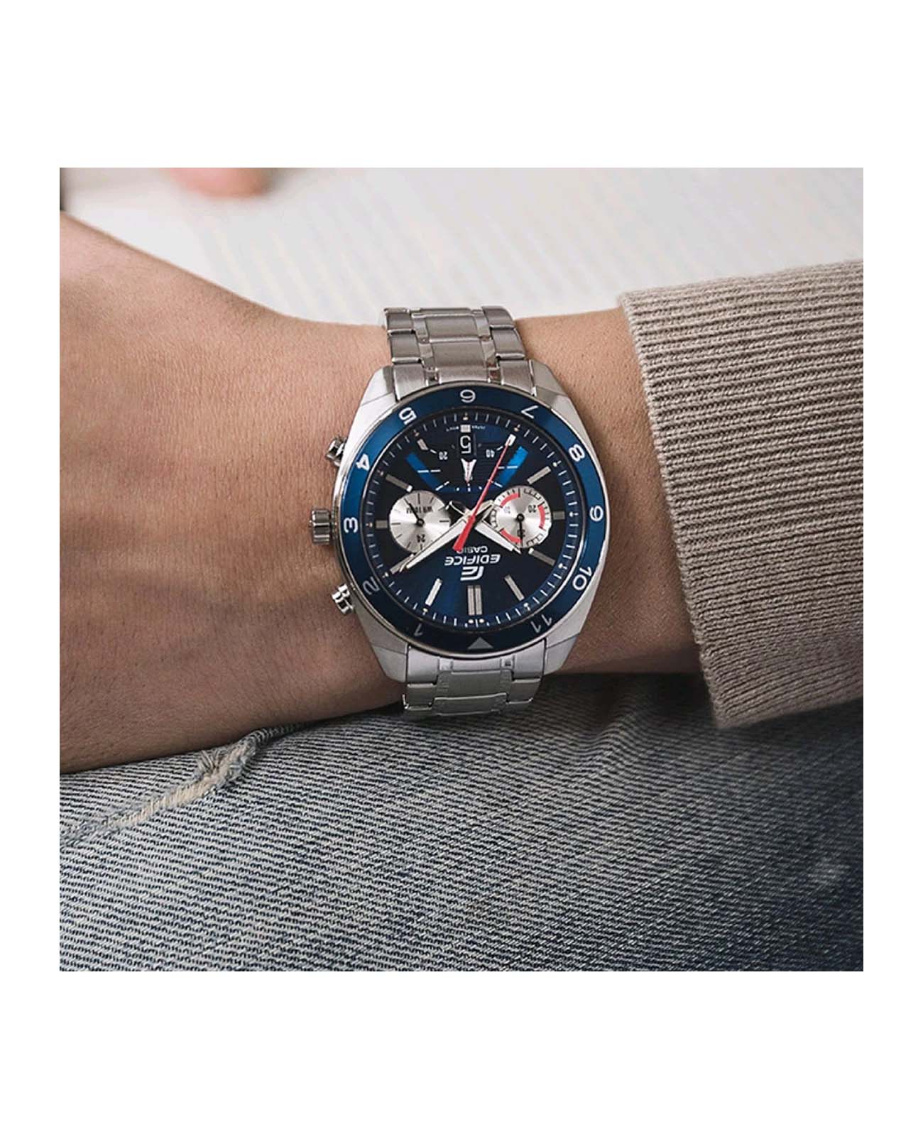 Casio Casio Edifice EFV-590D-2AVUEF EFV, наручные мужские часы фото под углом