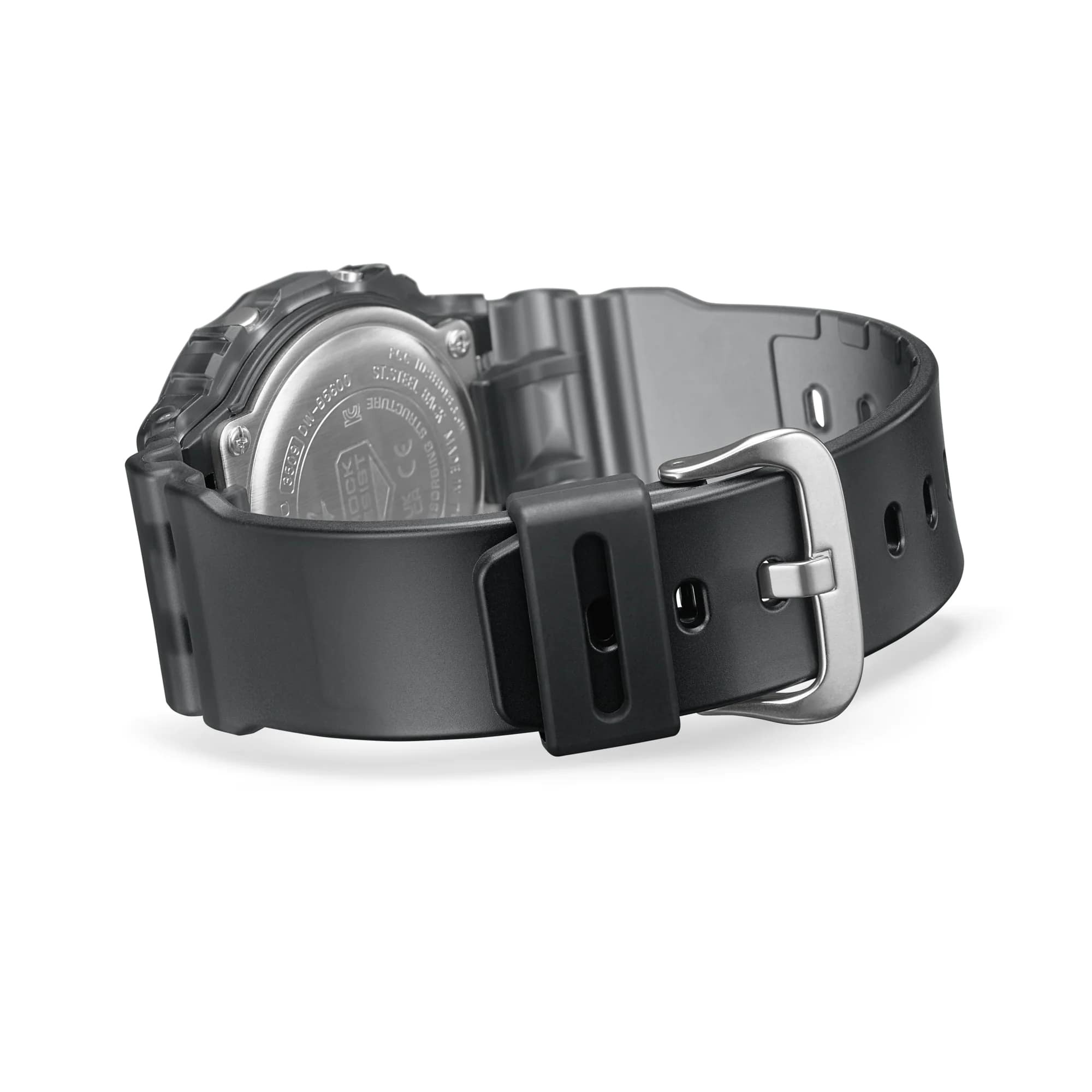 Casio DW-B5600G-1 мужские часы застежка крупным планом