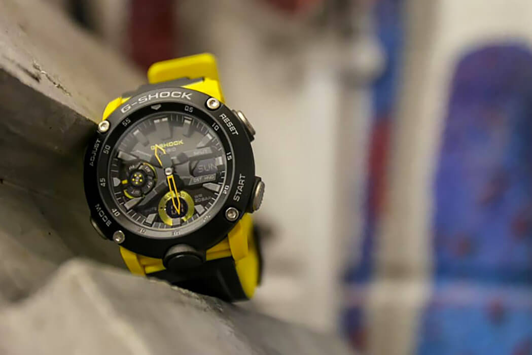 Casio Casio G-Shock GA-2000-1A9DR (GA-2000-1A9) электронные мужские часы часы крупный план черный циферблата