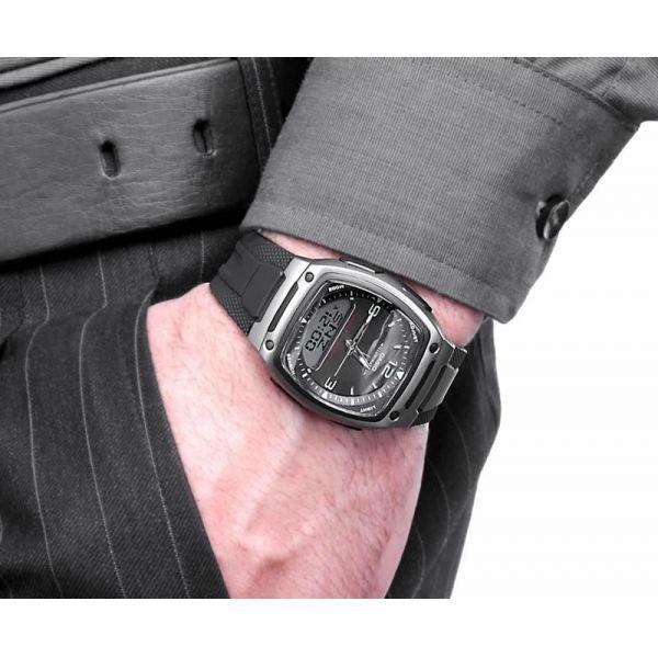 Casio Casio Illuminator AW-81-1A1 , наручные мужские часы фото под углом