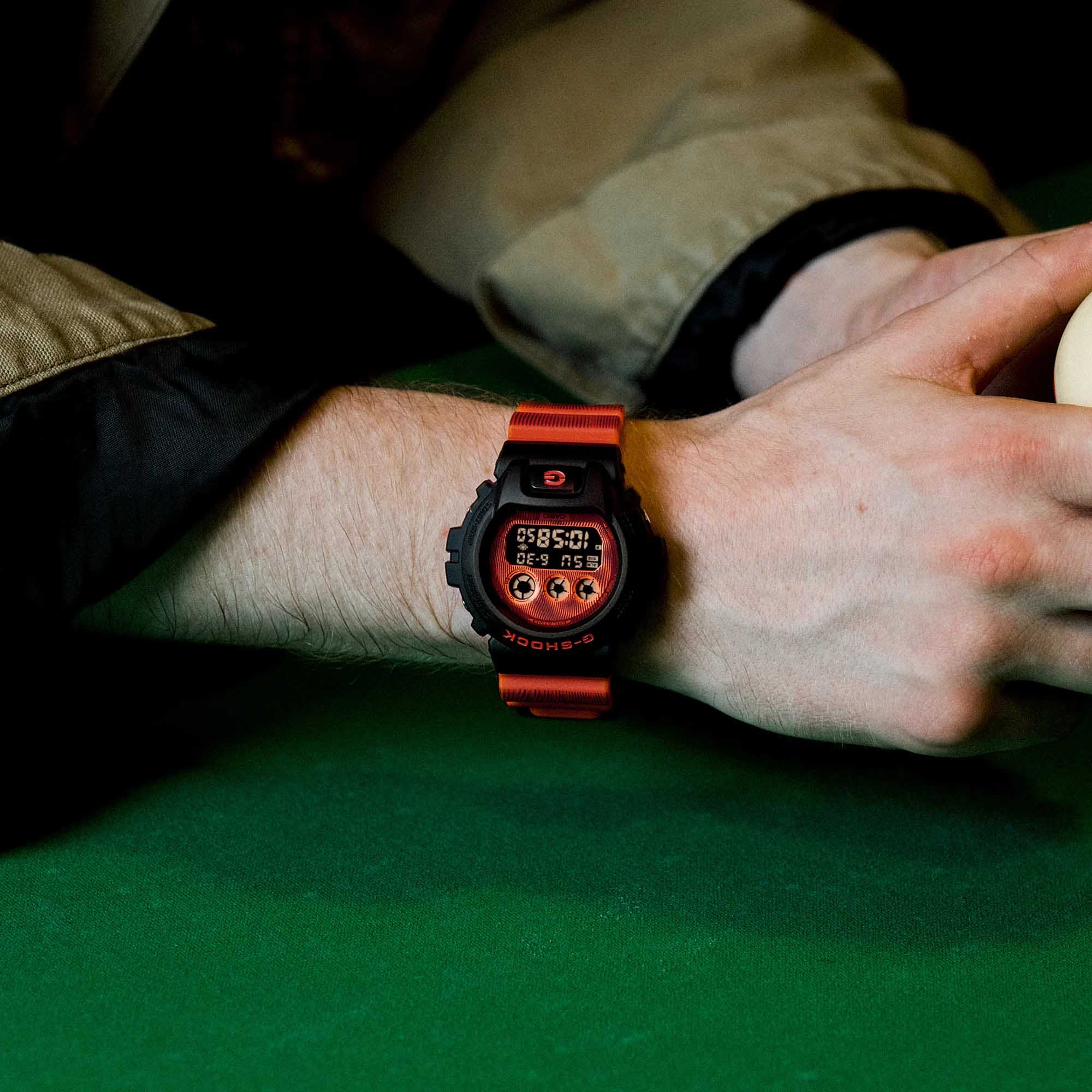 Casio Casio G-Shock DW-6900TD-4DR (DW-6900TD-4) , наручные мужские часы фото под углом