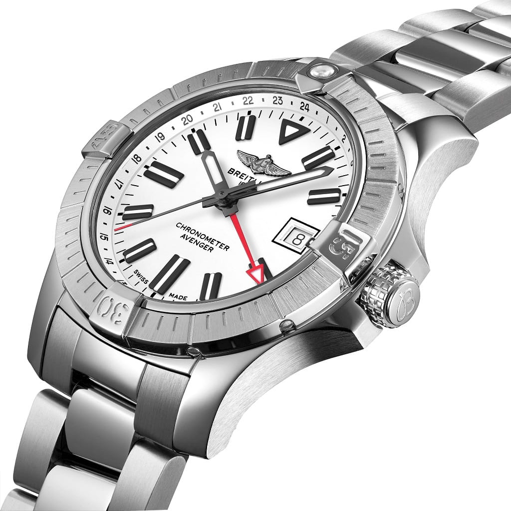 Breitling Breitling Avenger Automatic GMT 43 A32397101A1A1 , наручные мужские часы фото под углом