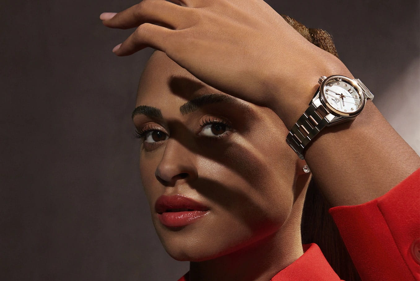 TAG Heuer TAG Heuer Carrera Date WBN2450.BD0569 , наручные женские часы фото под углом