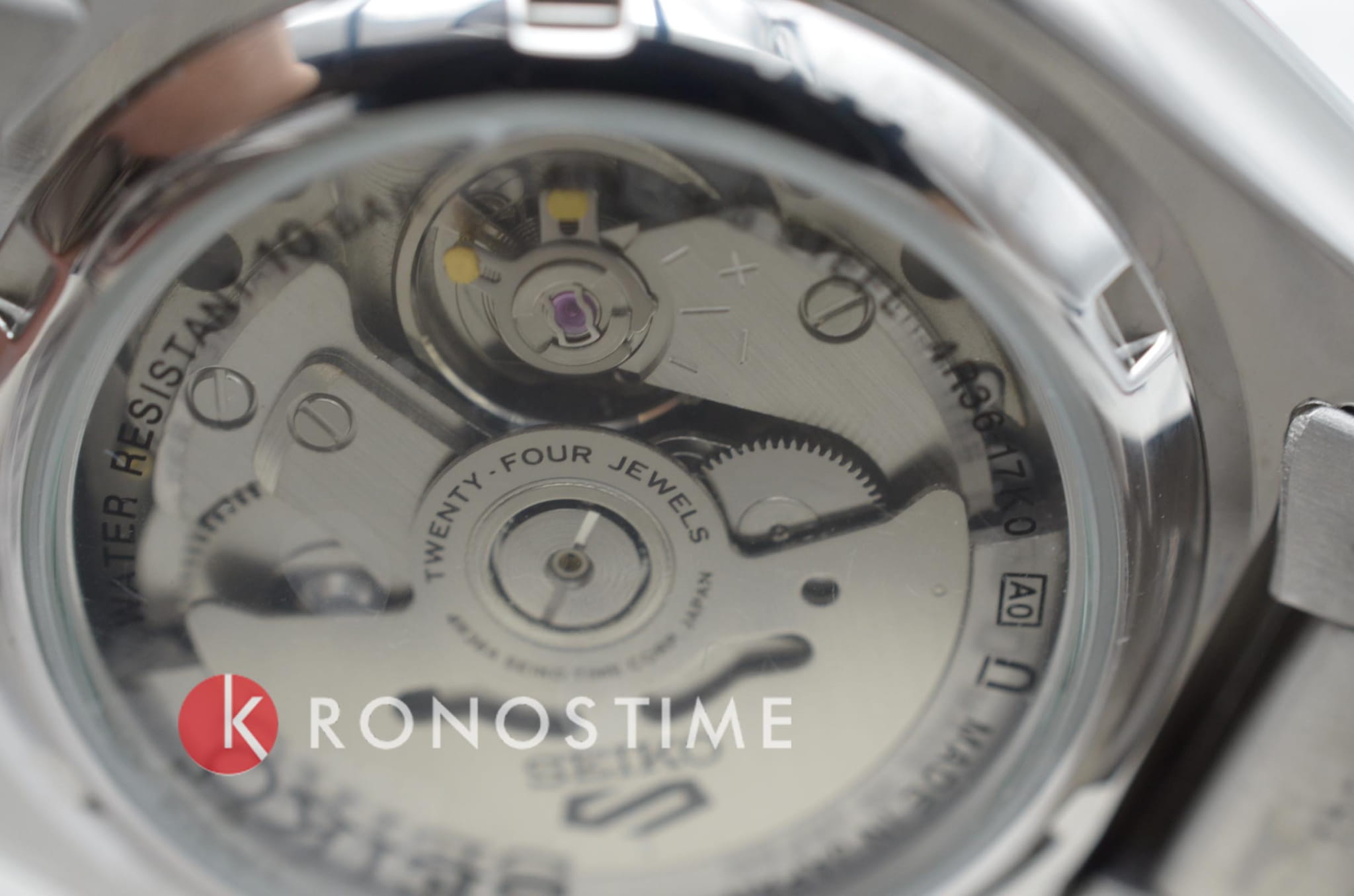 Seiko Seiko 5 Sports SRPL83K1  - задняя крышка металл сталь корпуса, япония часы
