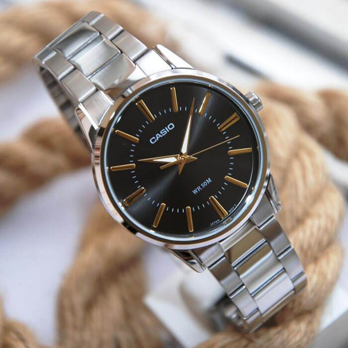 Casio Casio MTP-1303PD-1A2 , наручные мужские часы фото под углом