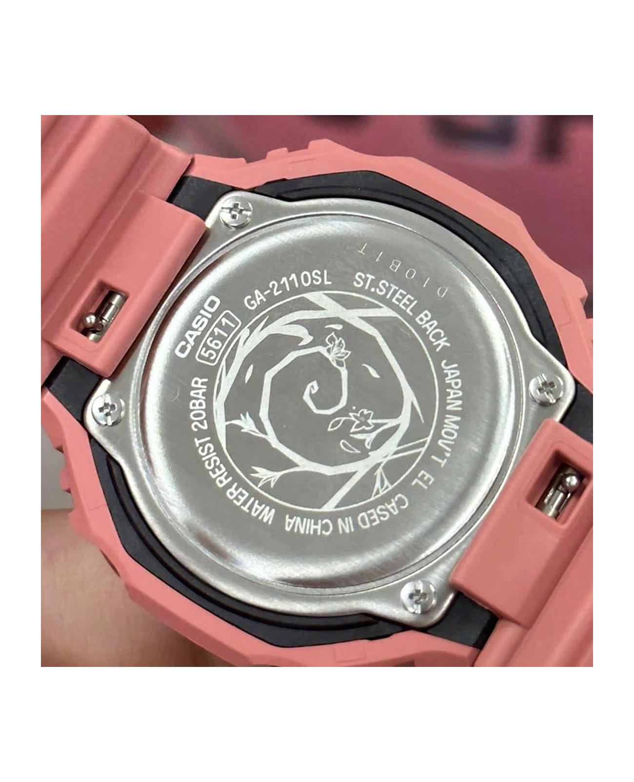 Casio Casio G-Shock GA-2110SL-4A4DR (GA-2110SL-4A4), g-shock япония женские часы на браслете пластик боковой вид