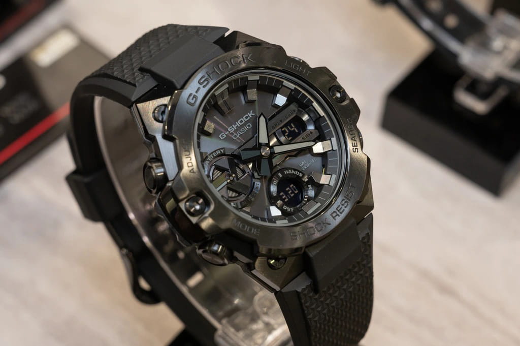 Casio Casio G-Shock GST-B400BB-1ADR (GST-B400BB-1A) GST G-Steel - задняя крышка пластик металл сталь корпуса, япония часы
