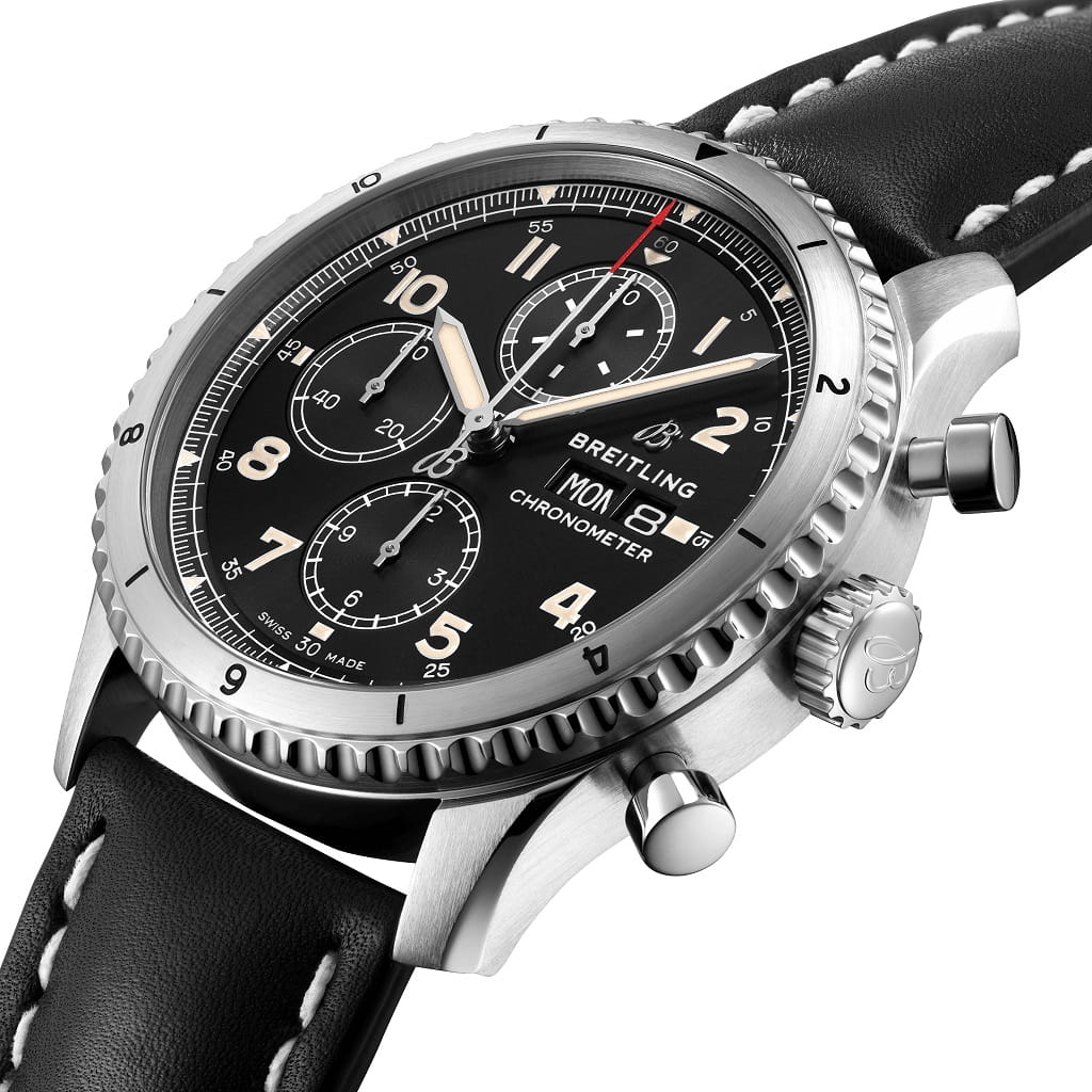 Breitling Breitling Aviator 8 Chronograph 43 A13316101B1X2 , наручные мужские часы фото под углом