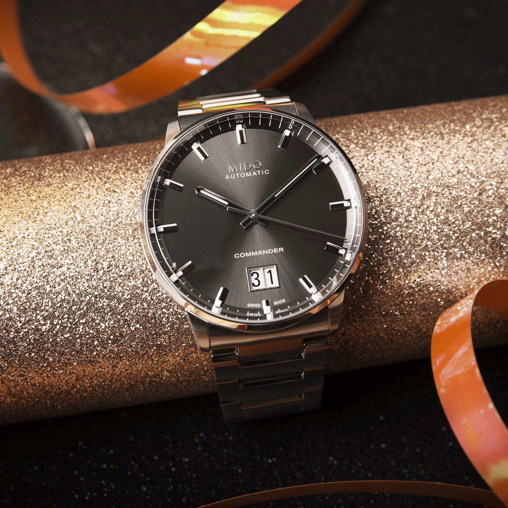 Mido Mido Commander Big Date M021.626.11.061.00  - задняя крышка металл сталь корпуса, швейцария часы