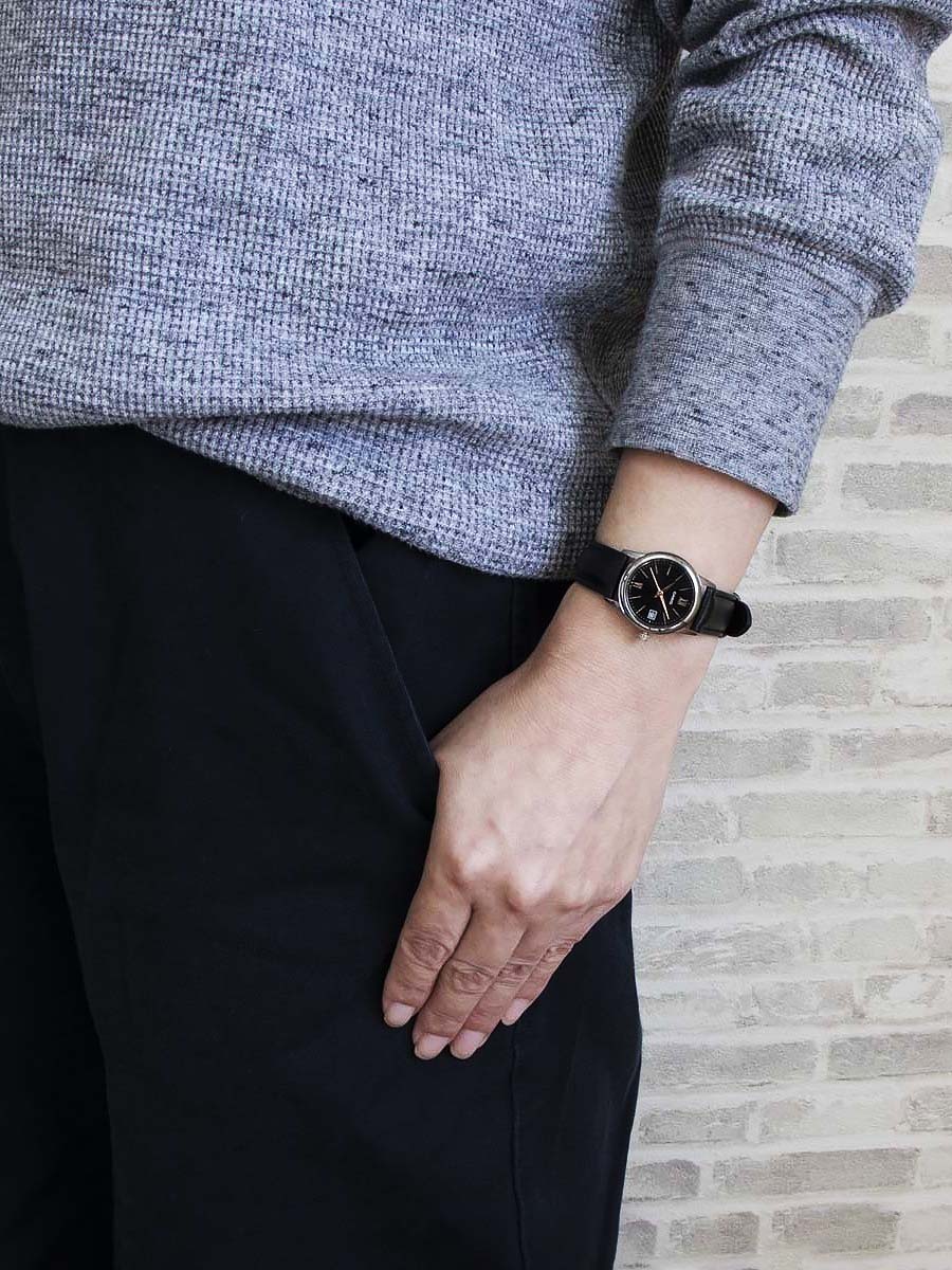 Casio Casio Collection LTP-V002L-1B3 , наручные женские часы фото под углом