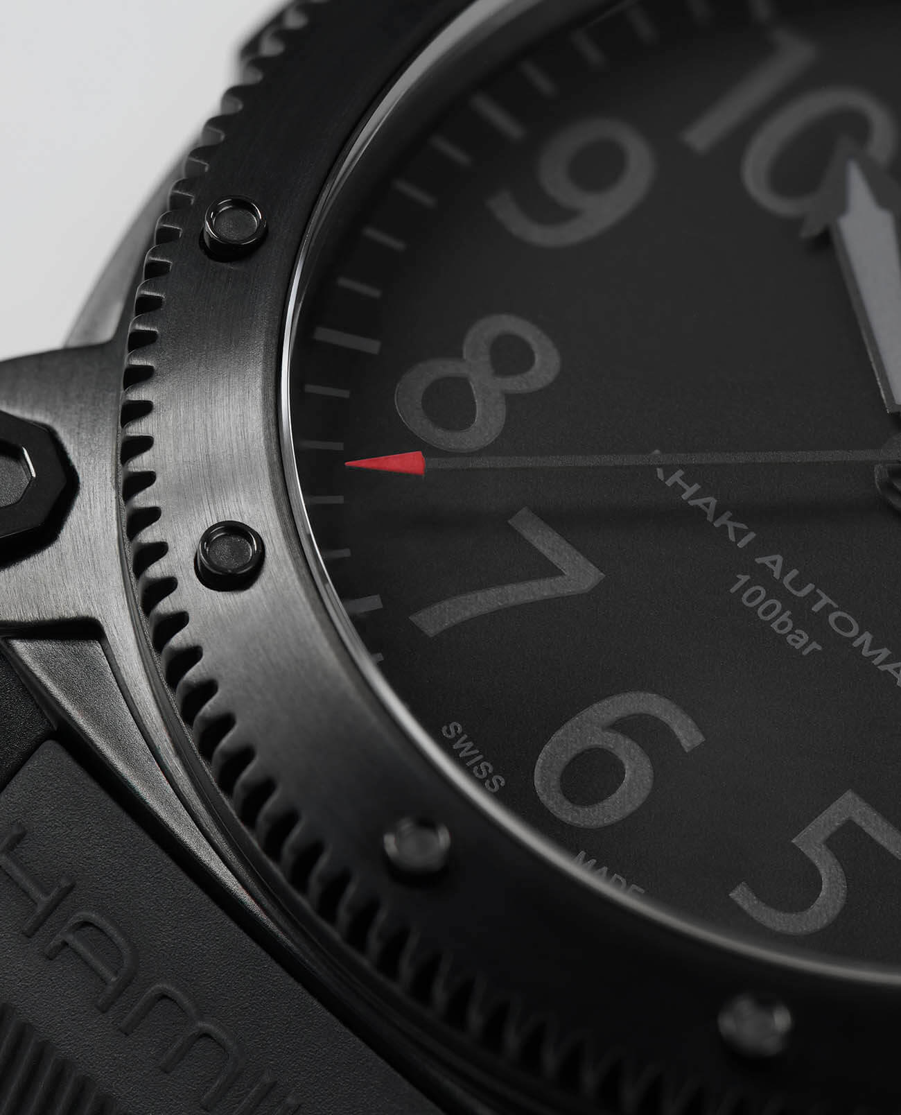 Hamilton Hamilton Khaki Navy BeLOWZERO Auto Limited Edition H78505332 мужские часы черный циферблат на запястье