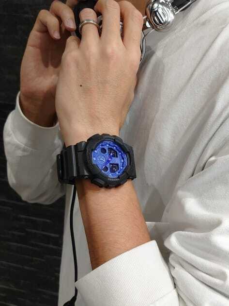 Casio Casio G-Shock GA-100BP-1A электронные мужские часы часы крупный план синий циферблата