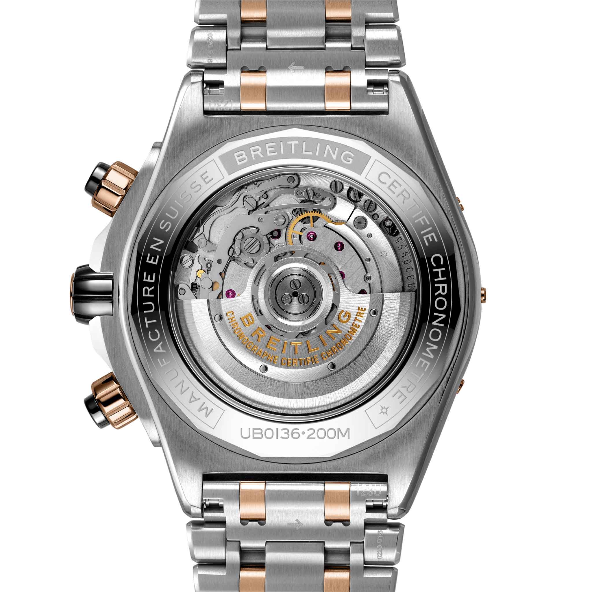 Breitling Breitling Super Chronomat B01 44 UB0136251L1U1 , наручные мужские часы фото под углом