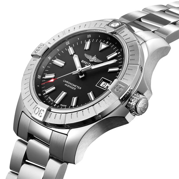 Breitling Breitling Avenger Automatic 43 A17318101B1A1 , наручные мужские часы фото под углом