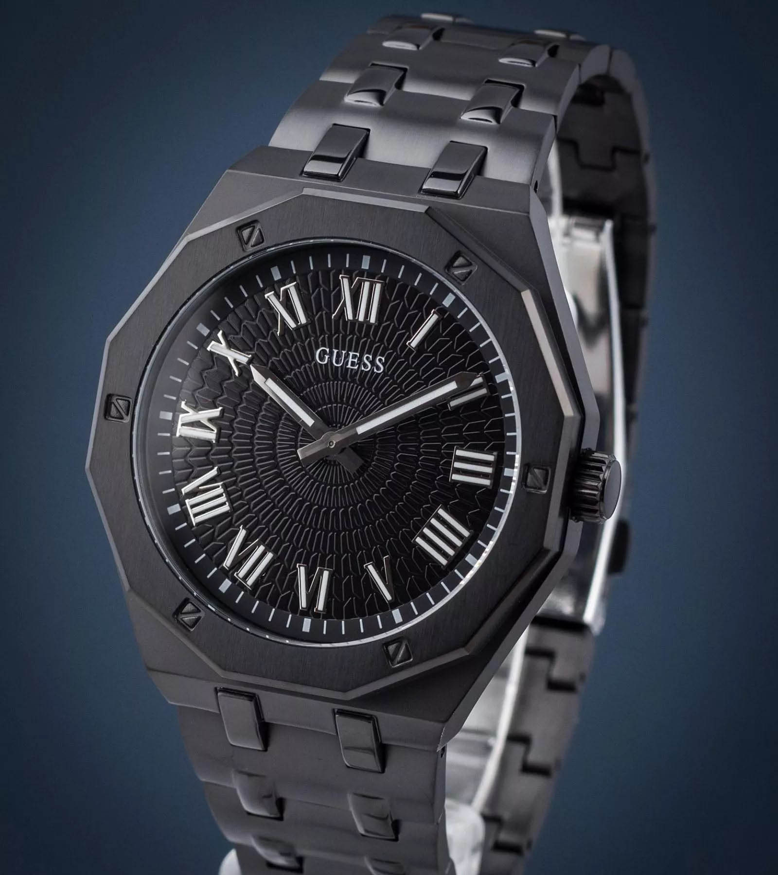 Guess Guess Asset GW0575G3  — детали корпуса и сталь с ip покрытием