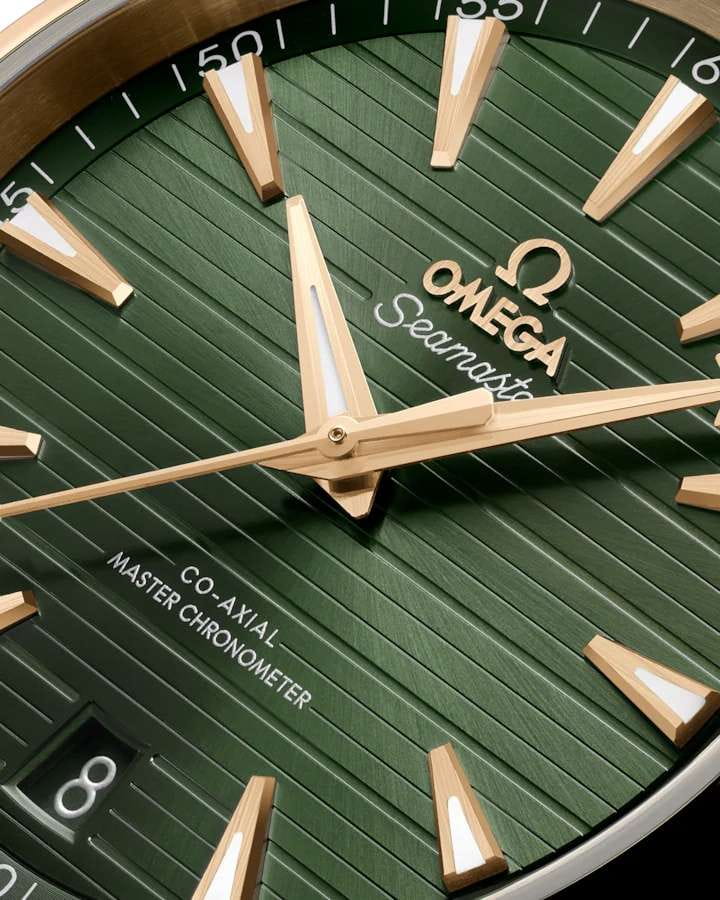 Оригинальные часы Omega Omega Seamaster Aqua Terra 220.50.41.21.10.001 механические калибр механизма omega 8901 общий вид