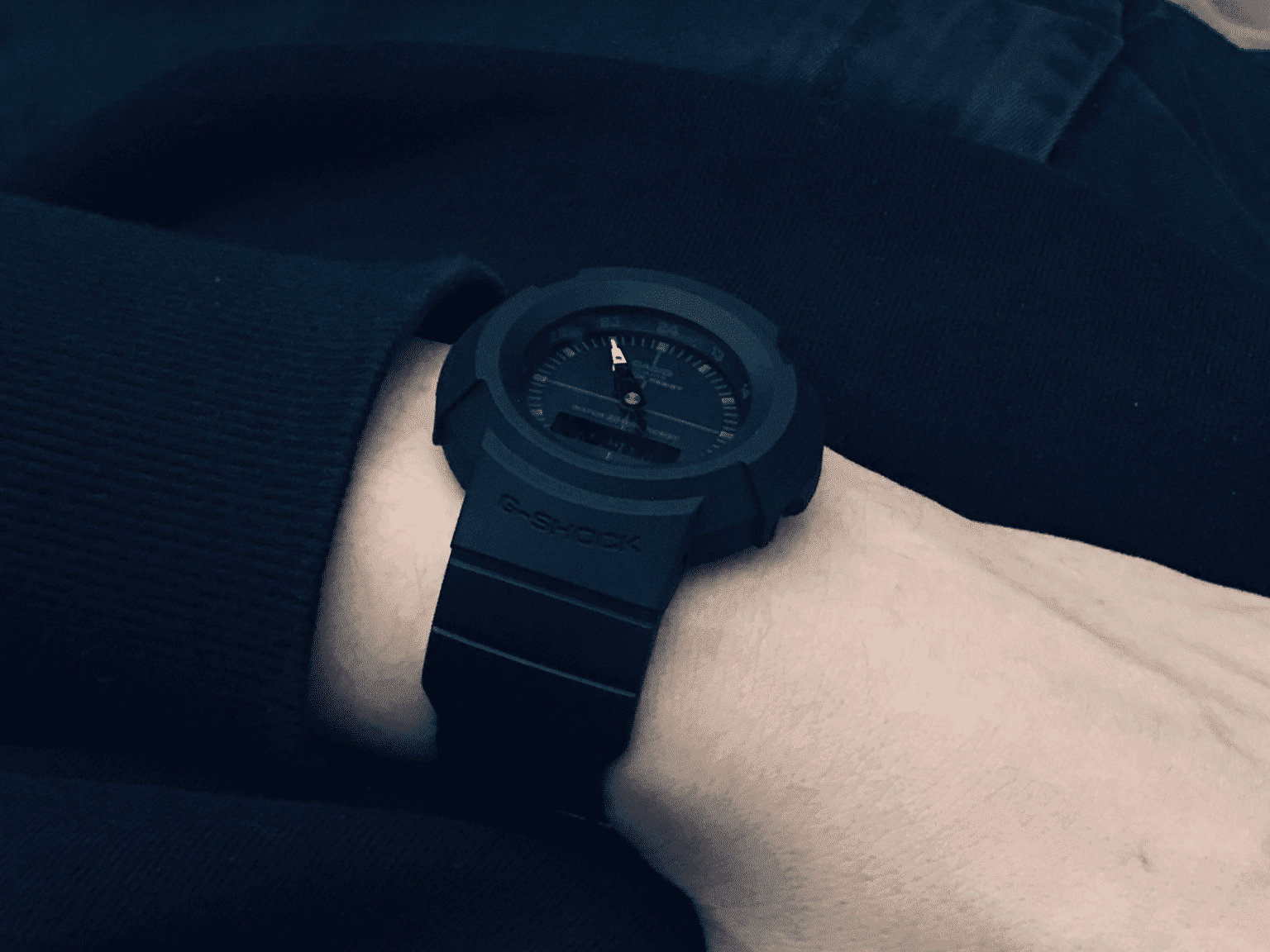 Casio Casio G-Shock AW-500BB-1E , наручные мужские часы фото под углом