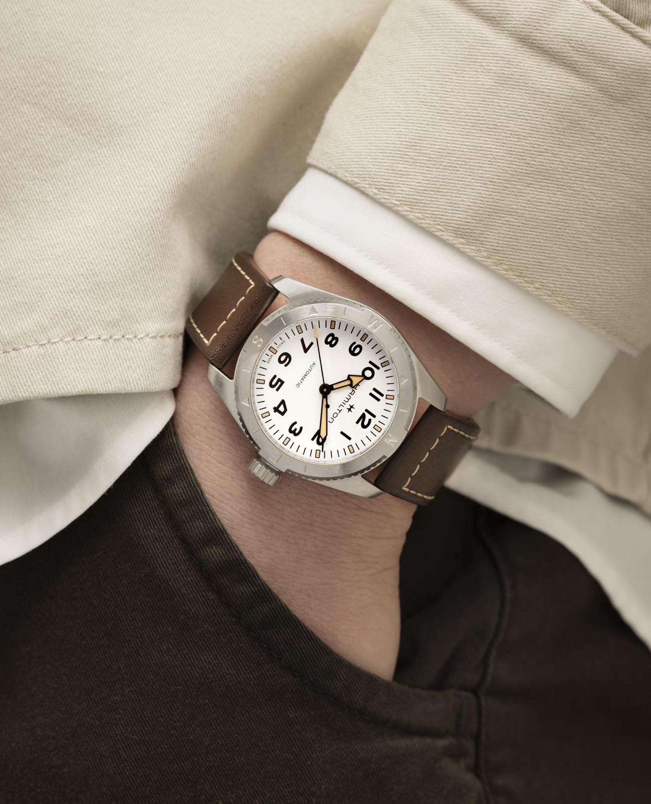 Оригинальные часы Hamilton Hamilton Khaki Field Expedition Auto H70315510 механические калибр механизма h-10 общий вид