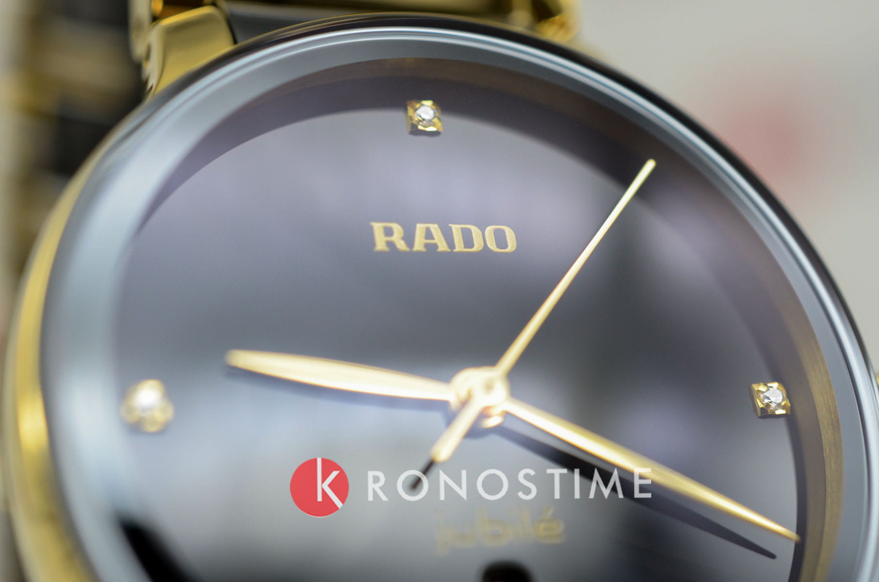 Оригинальные часы Rado Rado Centrix Diamonds R30025712 кварцевые калибр механизма  общий вид