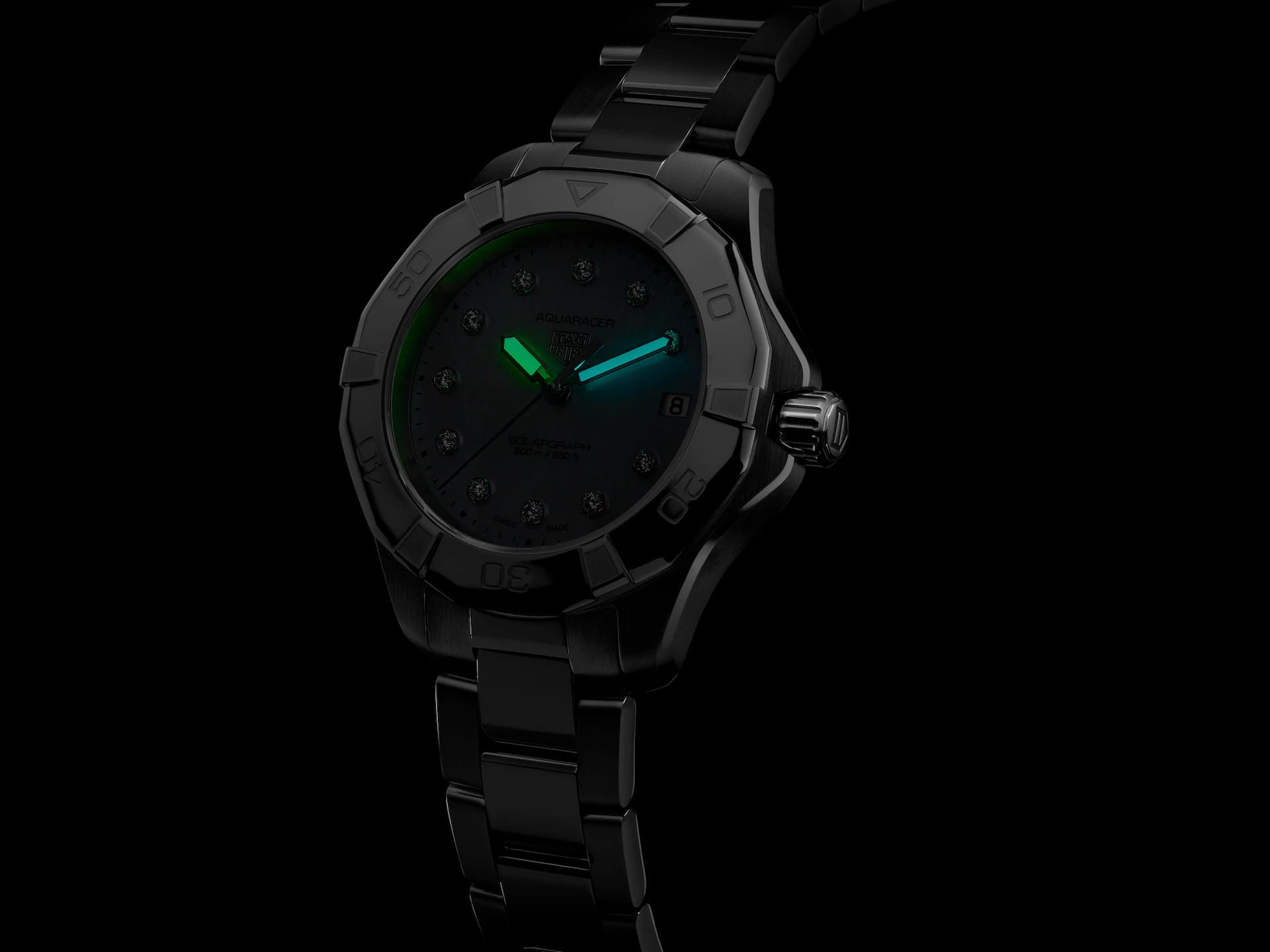 TAG Heuer TAG Heuer Aquaracer Professional Solargraph WBP1313.BA0005 женские часы перламутровый циферблат на запястье