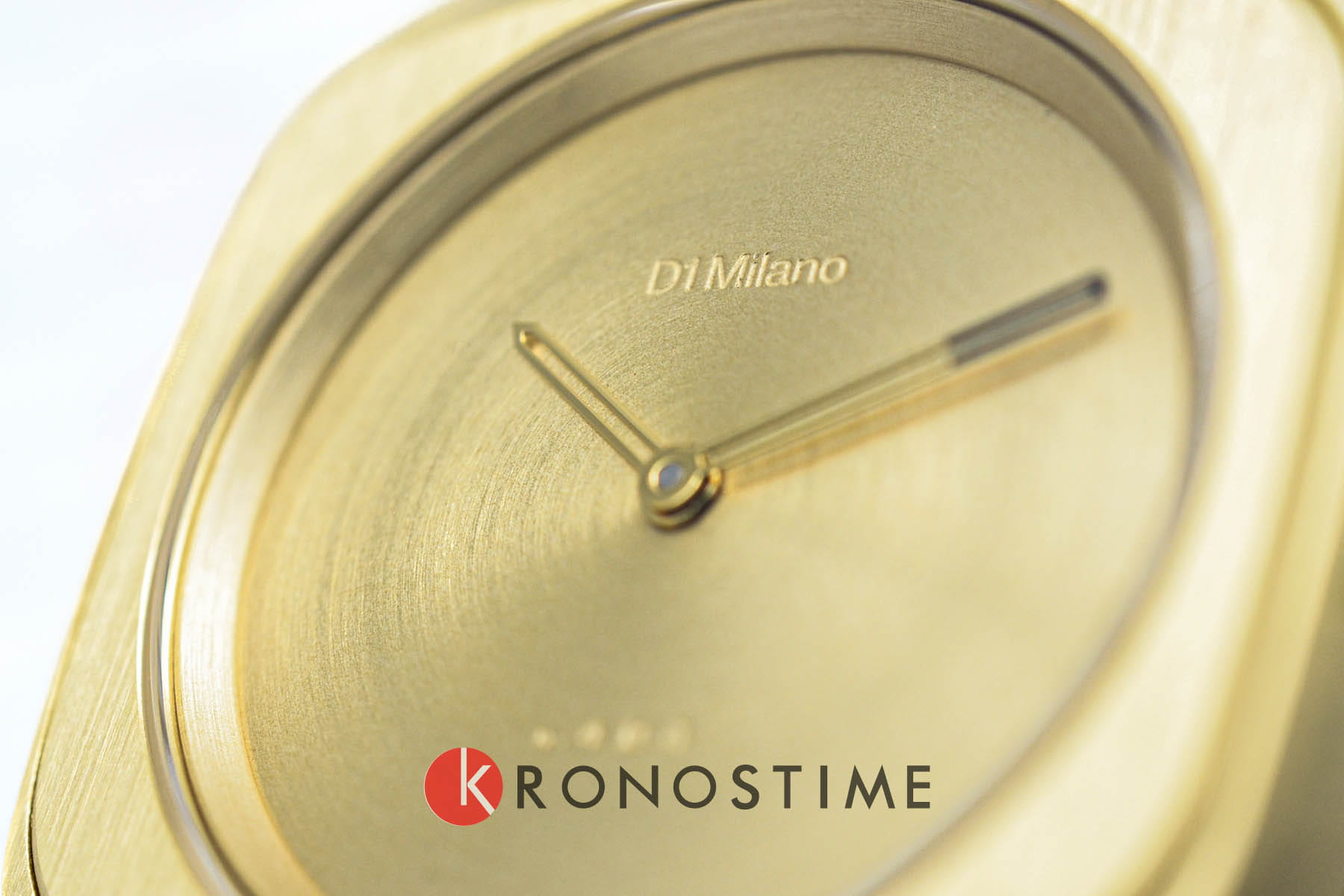 D1 Milano D1 Milano Square Disco Gold SQBL03 кварцевые мужские часы часы крупный план золотой циферблата