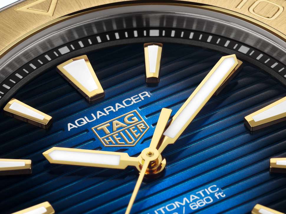 TAG Heuer TAG Heuer Aquaracer Professional 200 Date WBP2150.BA0627, aquaracer швейцария мужские часы на браслете нержавеющая сталь боковой вид