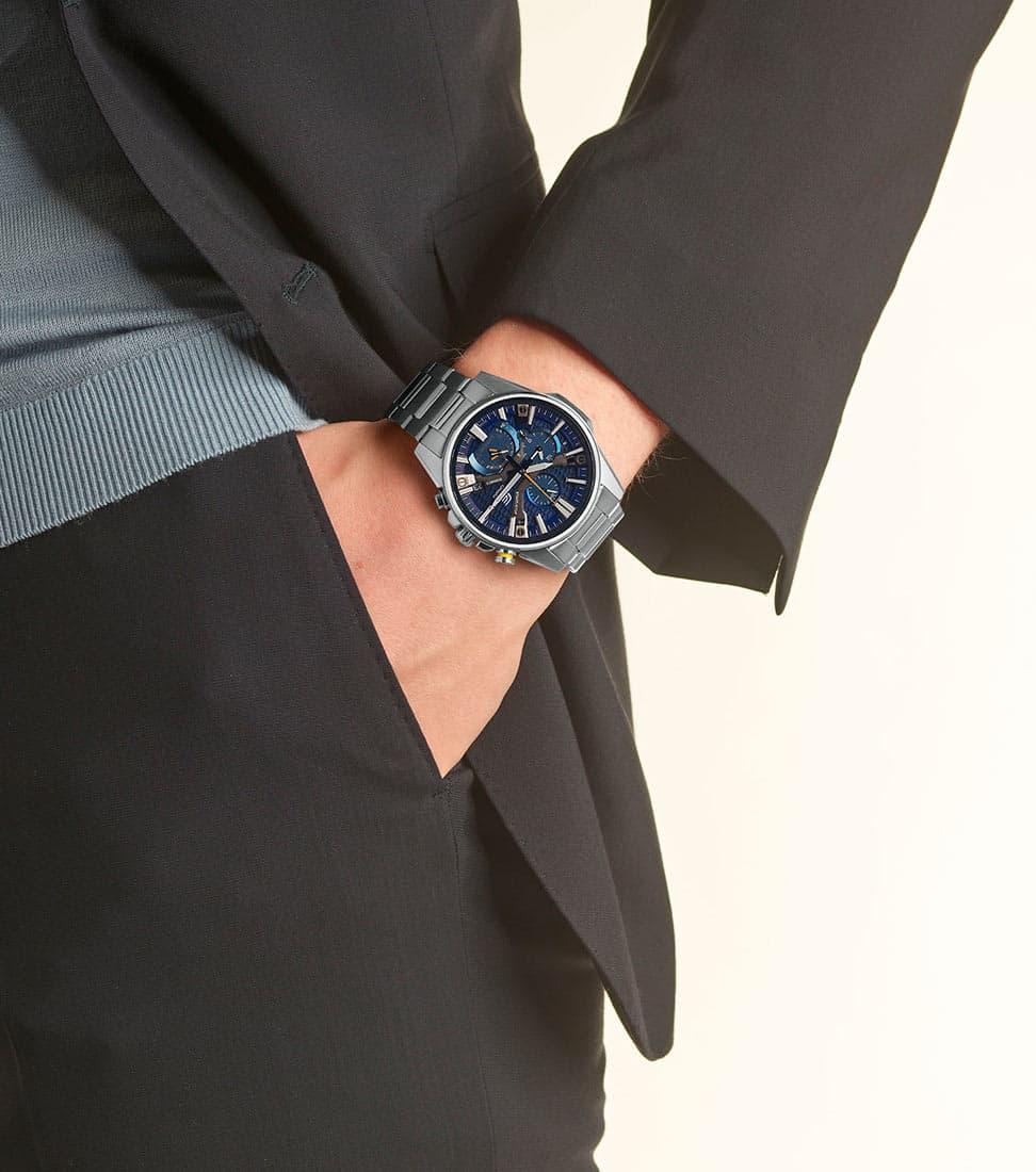 Casio Casio Edifice EQB-1200D-2AER EQB, наручные мужские часы фото под углом