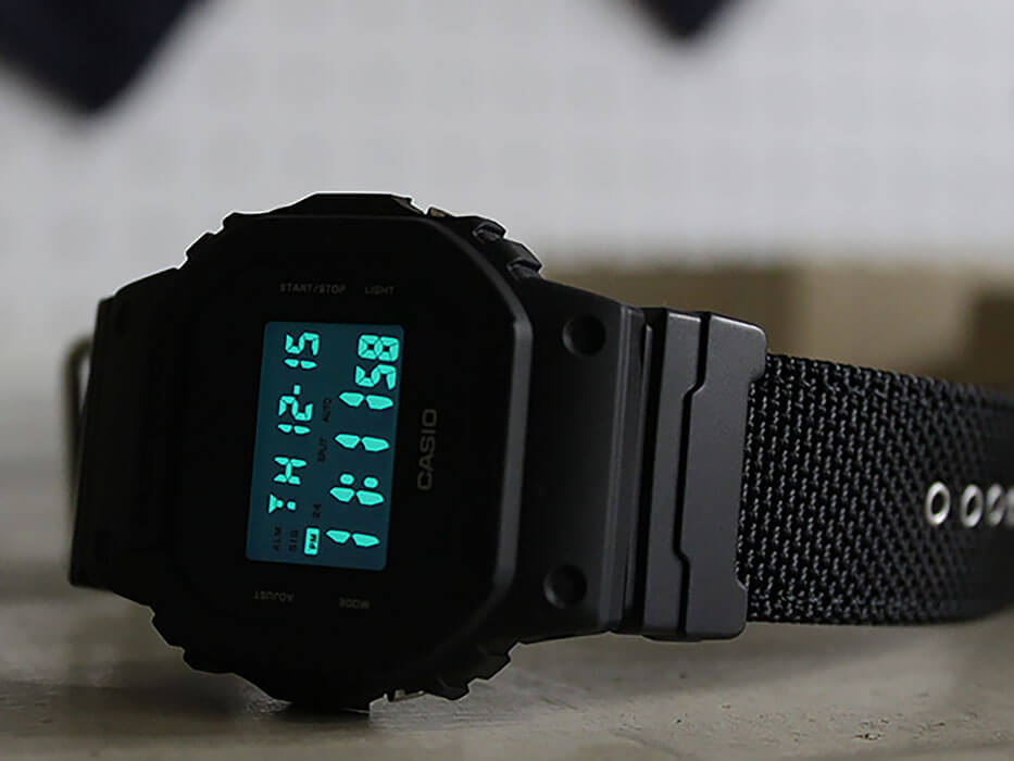 Casio Casio G-Shock DW-5600BBN-1DR (DW-5600BBN-1E) модель DW-5600BBN-1E япония наручные часы